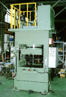第3回　鍛造加工で使用する機械・道具とは？昔ながらの工具から最新機械までご紹介！の図解3