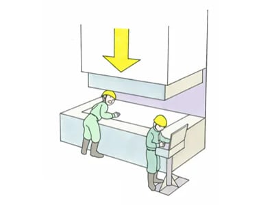 注意一秒けが一生｜板金加工の安全対策の図解2